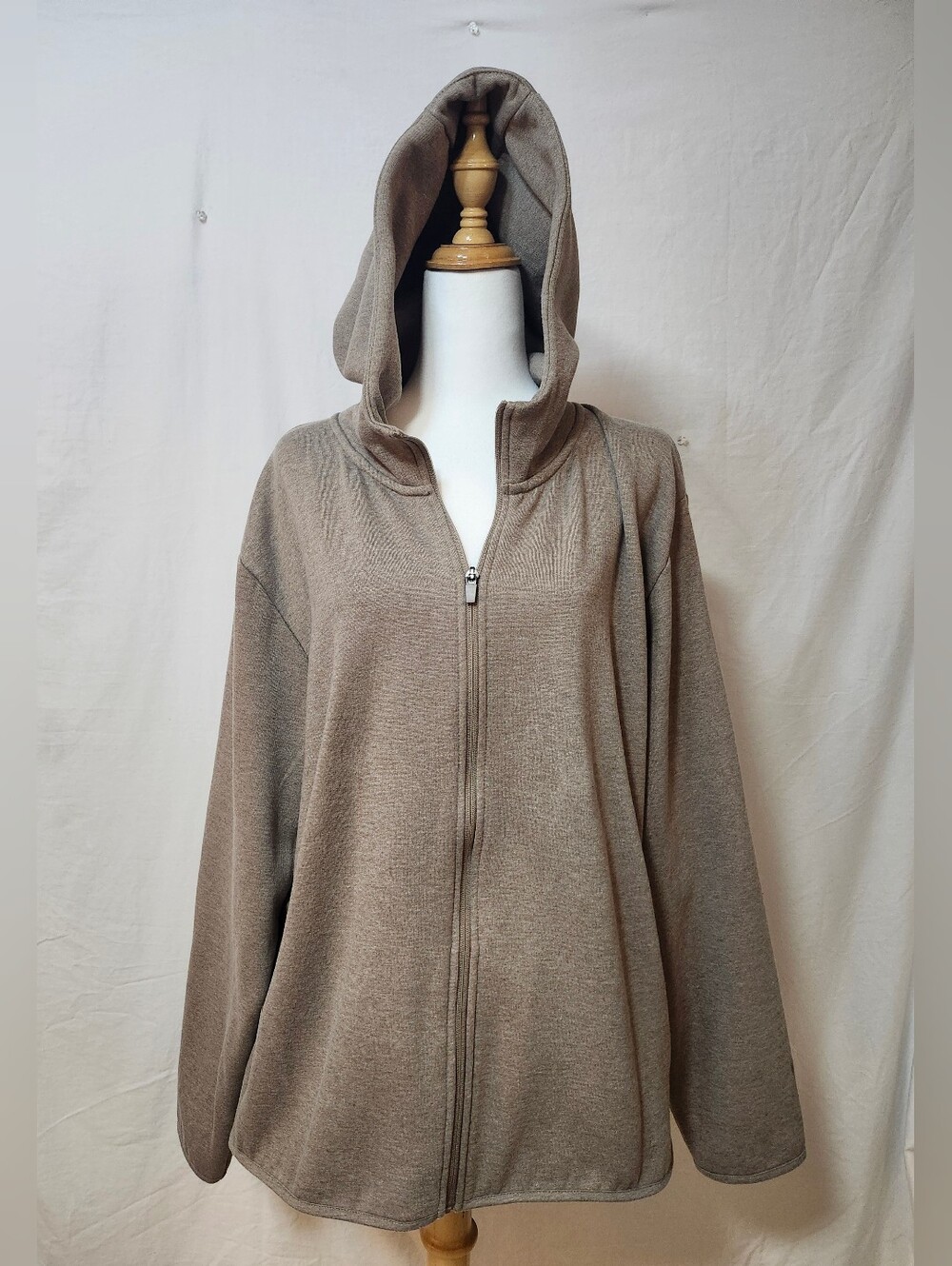 Cory VinesRelaxed Zip-Up Hooded Jacket in Sand With Zip Pockets